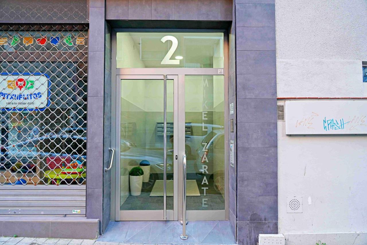 Apart 2 Terrazas Para 4 Personas Bilbao Centro Esterno foto