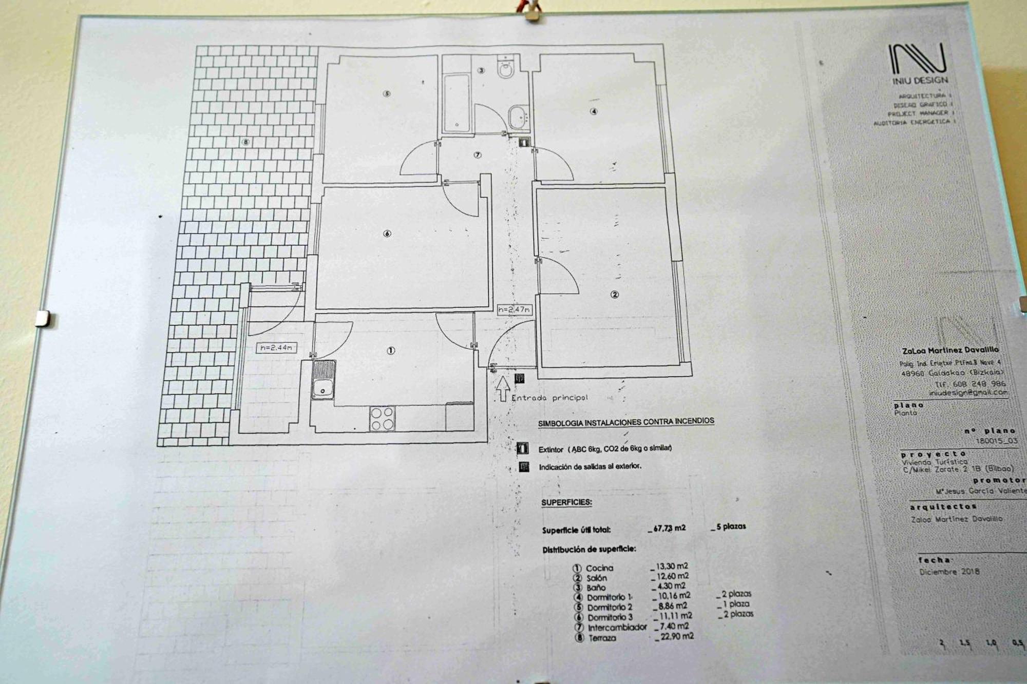 Apart 2 Terrazas Para 4 Personas Bilbao Centro Esterno foto